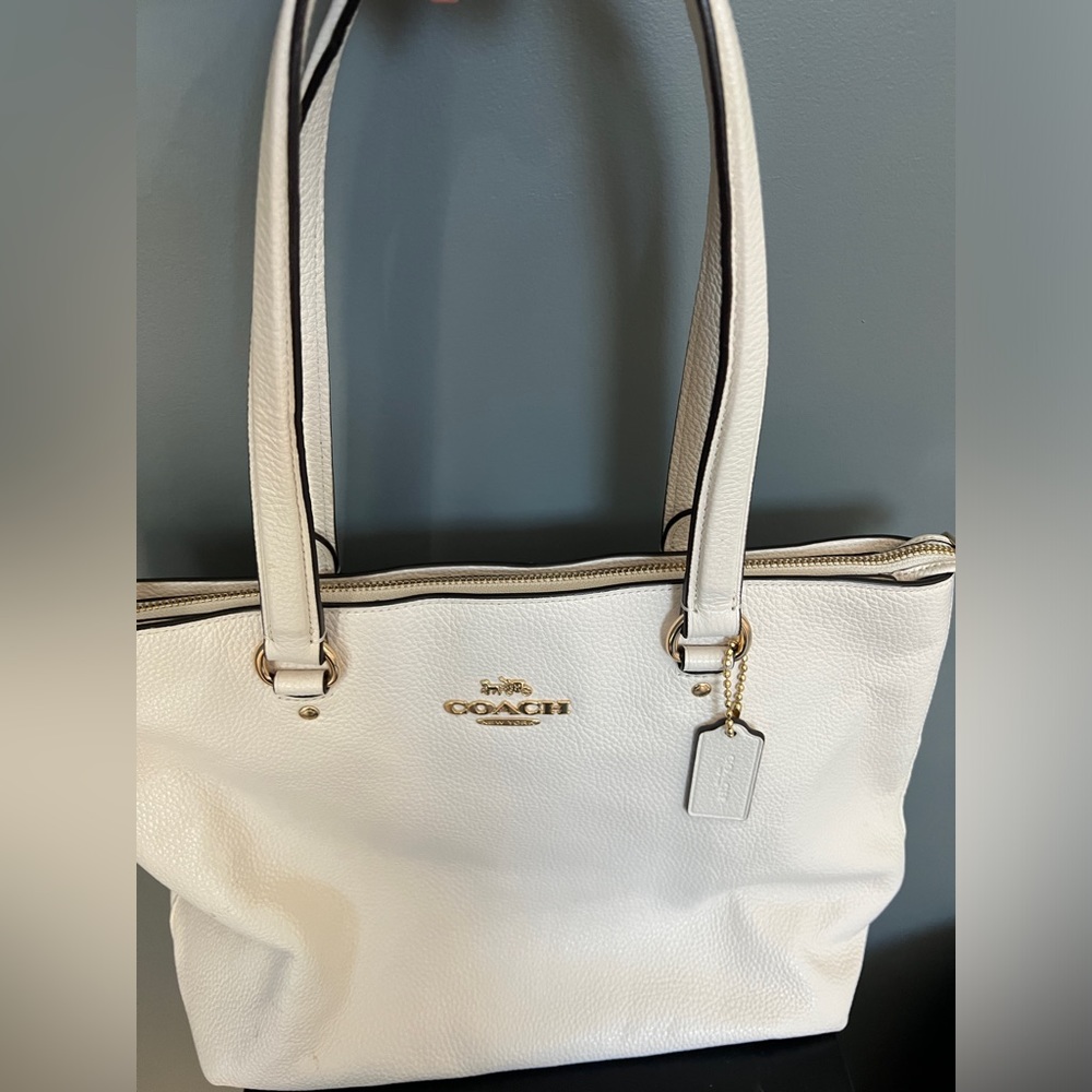 White pebbled leather Coach purse